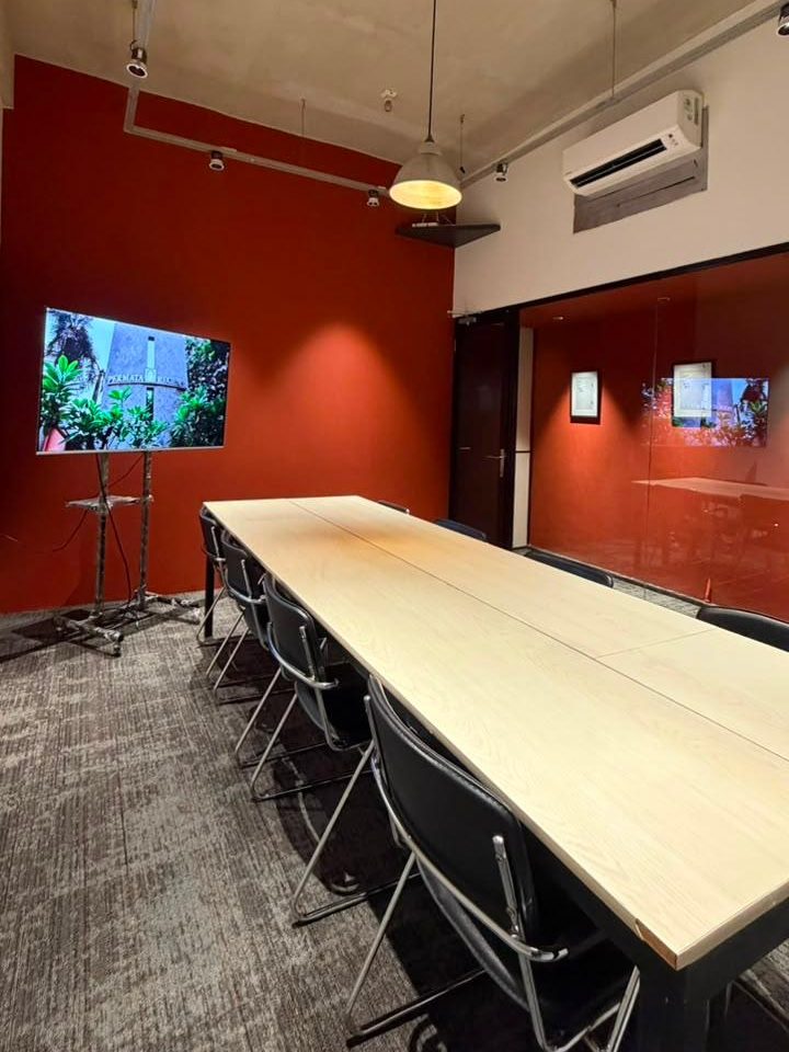 virtual office jakarta barat meeting room 8 orang dengan smart tv